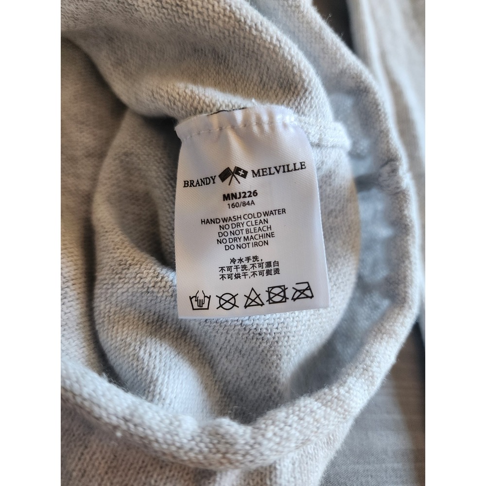 Brandy Melville Light Gray V-Neck Cotton Knit Sweater MNJ226 One Size - Picture 3 of 6
